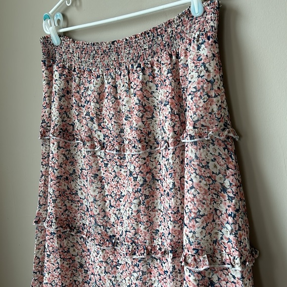 ALLEGRA K NWT floral elastic waist ruffle tiered midi skirt size 1x - Picture 2 of 5